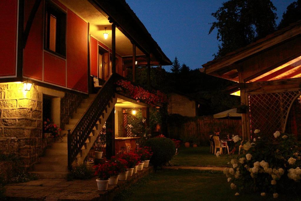 Guest House Astra Копривштица Экстерьер фото